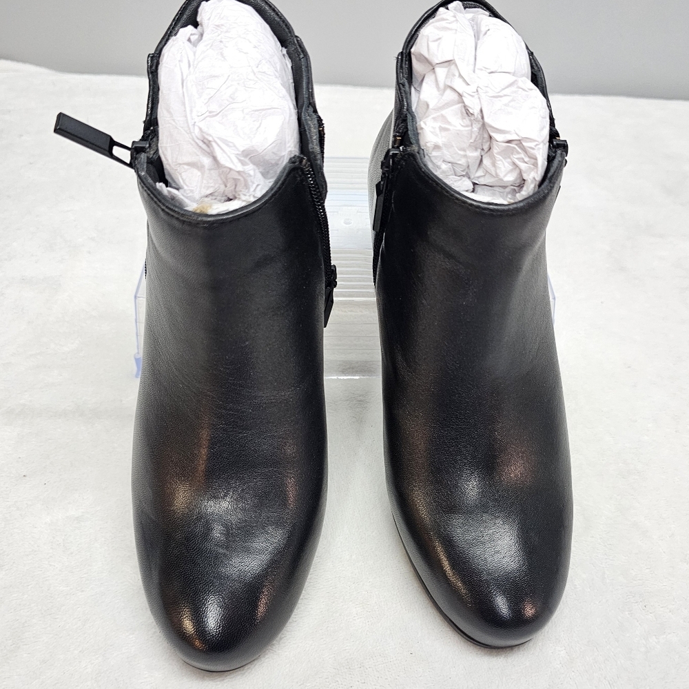 Women's Black Leather Ankle Boots NEW Size 5.5 - Picture 4 of 9